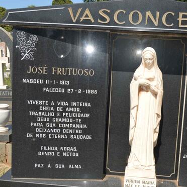 VASCONCELOS Jose Frutuoso 1913-1985 &amp; Conceicao De Freitas 1916-1983 :: DE VASCONCELOS Benjamin 1941-1998