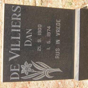 VILLIERS Dan, de 1900-1974