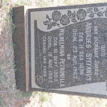 WESTHUIZEN Andries Stefanus, van der 1896-1963 &amp; Wilhelmina Petronella 1903-1967