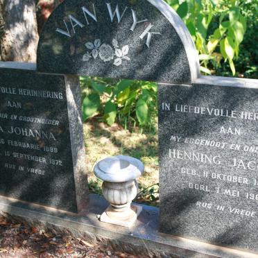 WYK Henning Jacobus, van 1888-1966 &amp; Dina Johanna 1899-1972
