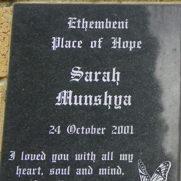 MUNSHYA Sarah -2001