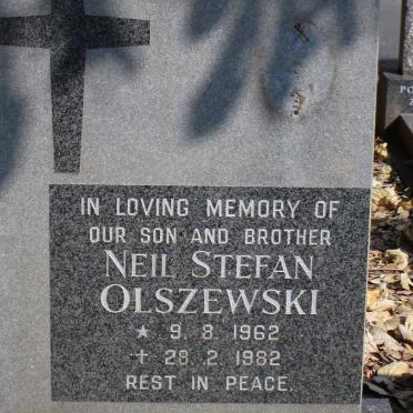 OLSZEWSKI Neil Stefan 1962-1982