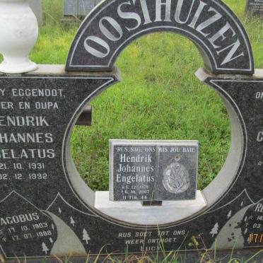 OOSTHUIZEN