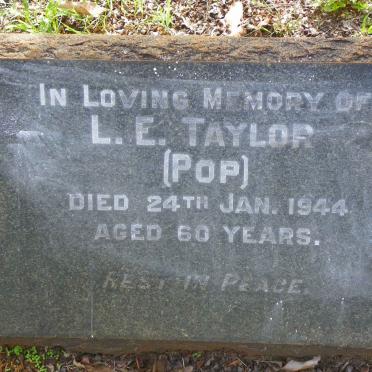TAYLOR L.E. -1944