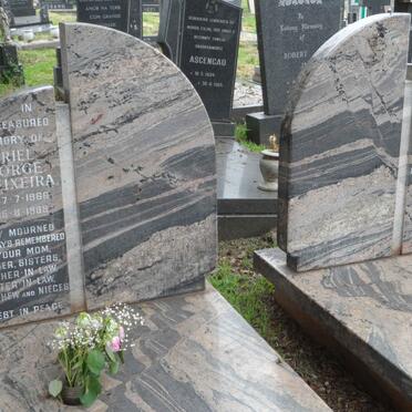 TEIXEIRA Gabriel George 1966-1989 :: TEIXEIRA José Carlos 1970-1989