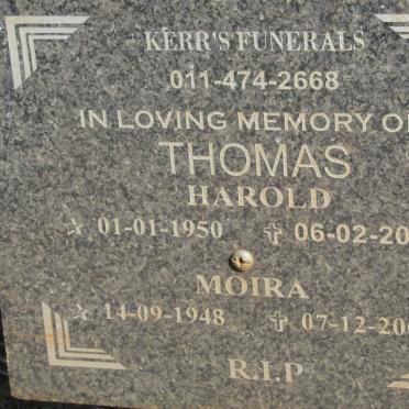 THOMAS Harold 1950-2013 &amp; Moira 1948-2006