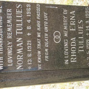 TULLUES Norman 1921-1969  &amp; Rhoda Erna  1921-1995