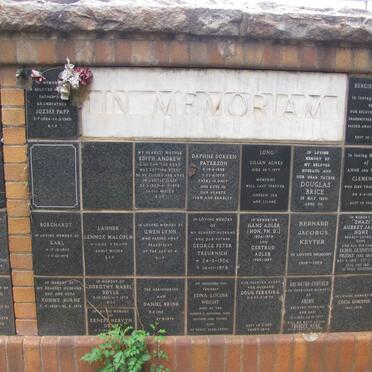 122 Memorial wall 