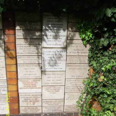 055 Memorial wall