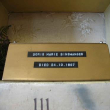 B - Vanne :: Surnames - B
