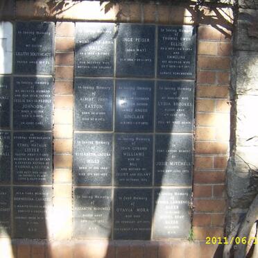 061 Memorial wall