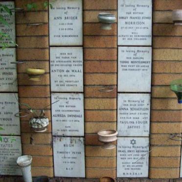 140 Memorial wall 