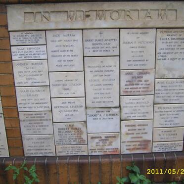 042 Memorial wall