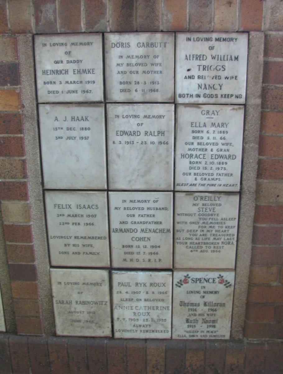 129 Memorial wall 