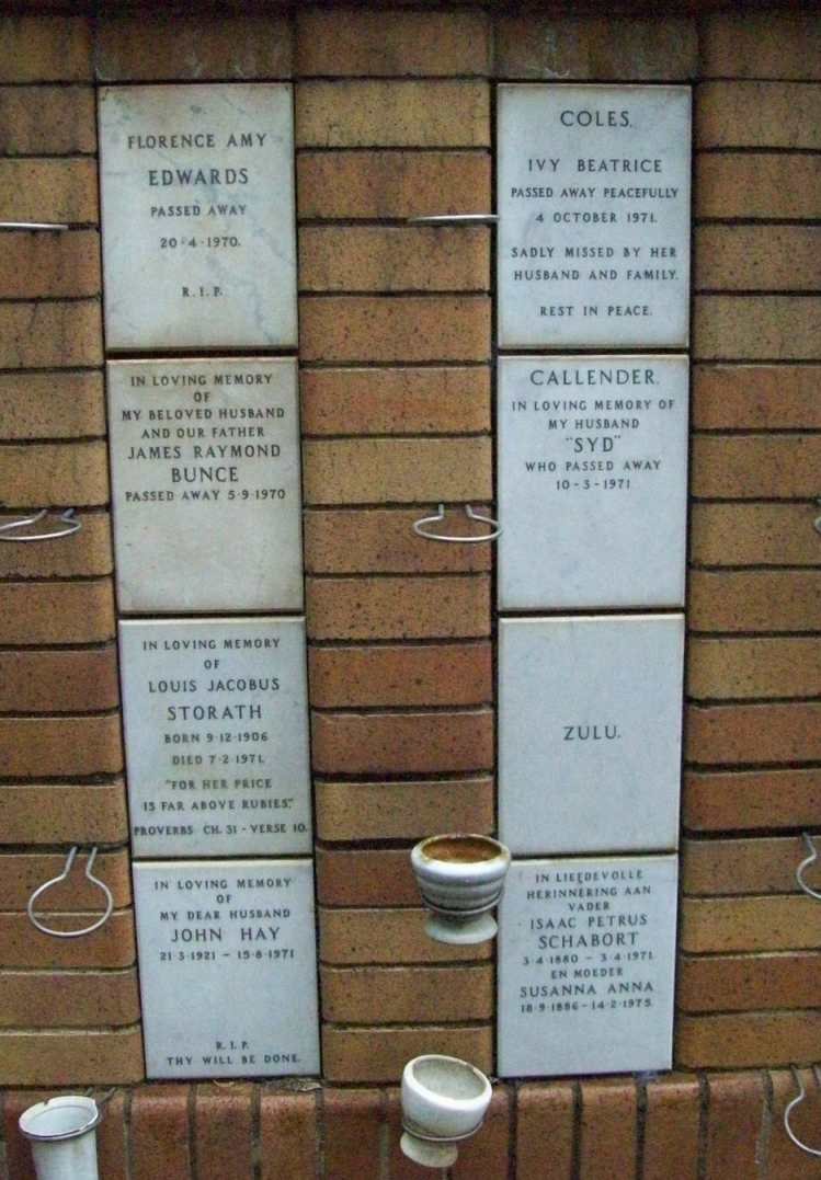 124 Memorial wall 