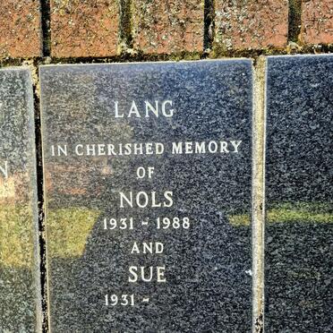LANG Nols 1931-1988 & Sue 1931-
