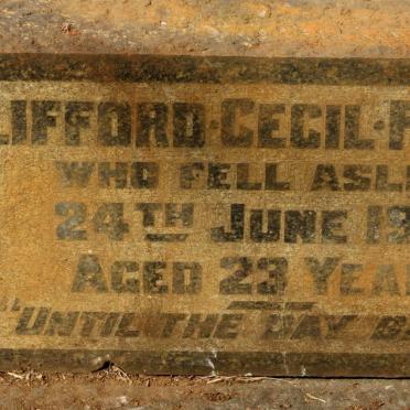 FARLEY Clifford Cecil -1922 &amp; Doris -1934 