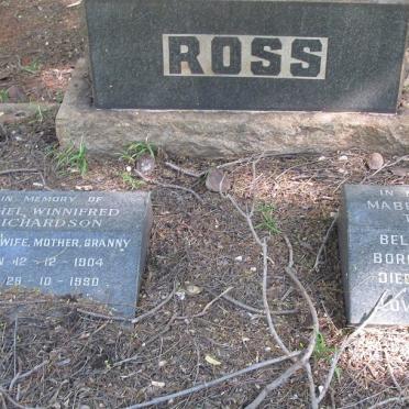 RICHARDSON Ethel Winifred 1904-1980 :: THOMSON Mabel Beatrice 1906-1996