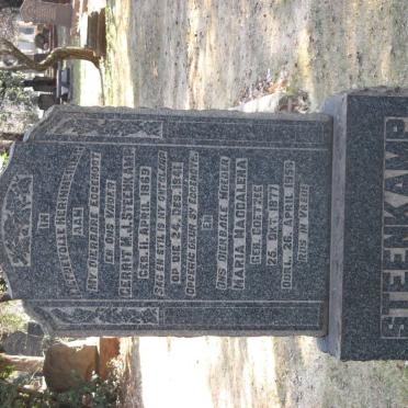 STEENKAMP Gerrit M.J. 1869-1941 &amp; Maria Magdalena COETZEE 1877-1958