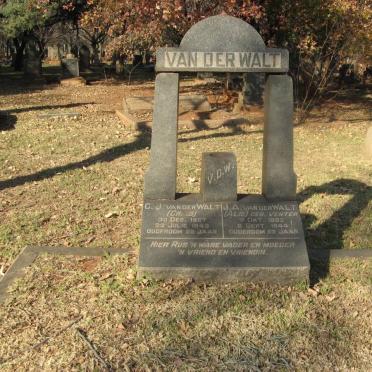 WALT C.J., van der 1887-1943 &amp; J.A. VENTER 1892-1944