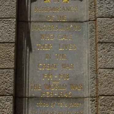 2. War Memorial 1914-1918 &amp; 1939-1945