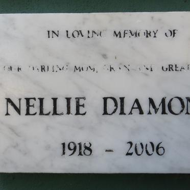 DIAMOND Nellie 1918-2006