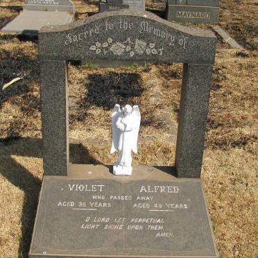 PLAATCHES Alfred &amp; Violet