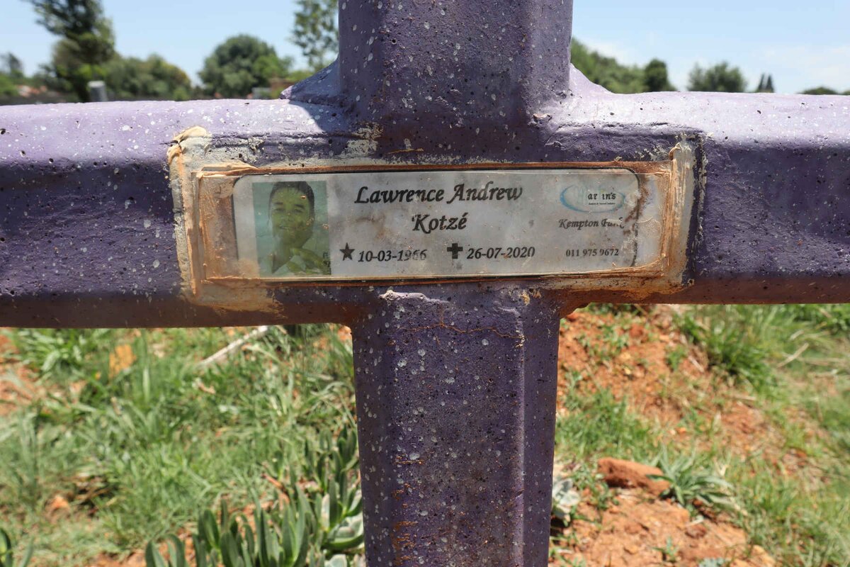 KOTZE Lawrence Andrew 1966-2020
