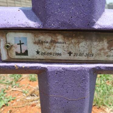 PIENAAR Xyra 1996-2019