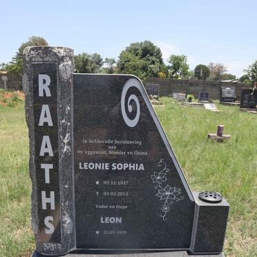 RAATHS Leon 1939- & Leonie Sophia 1937-2013