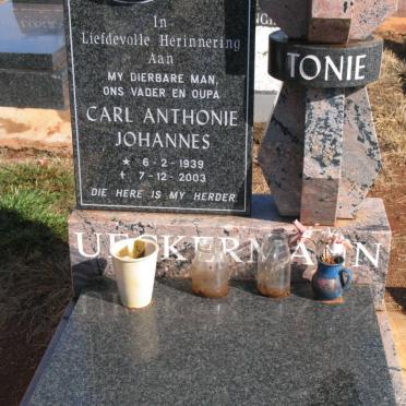 U - Surnames :: Vanne - U
