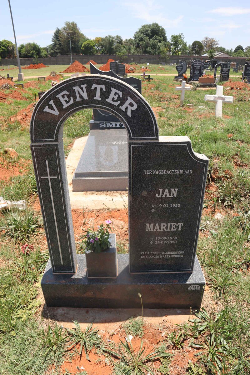 VENTER Jan 1950- & Mariet 1954-2020