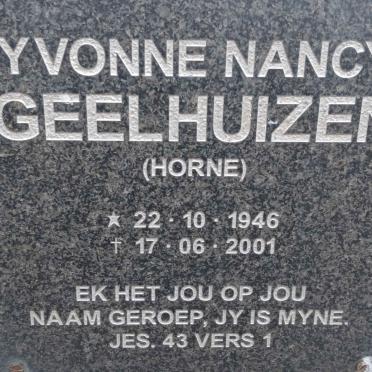GEELHUIZEN Yvonne Nancy nee HORNE 1946-2001