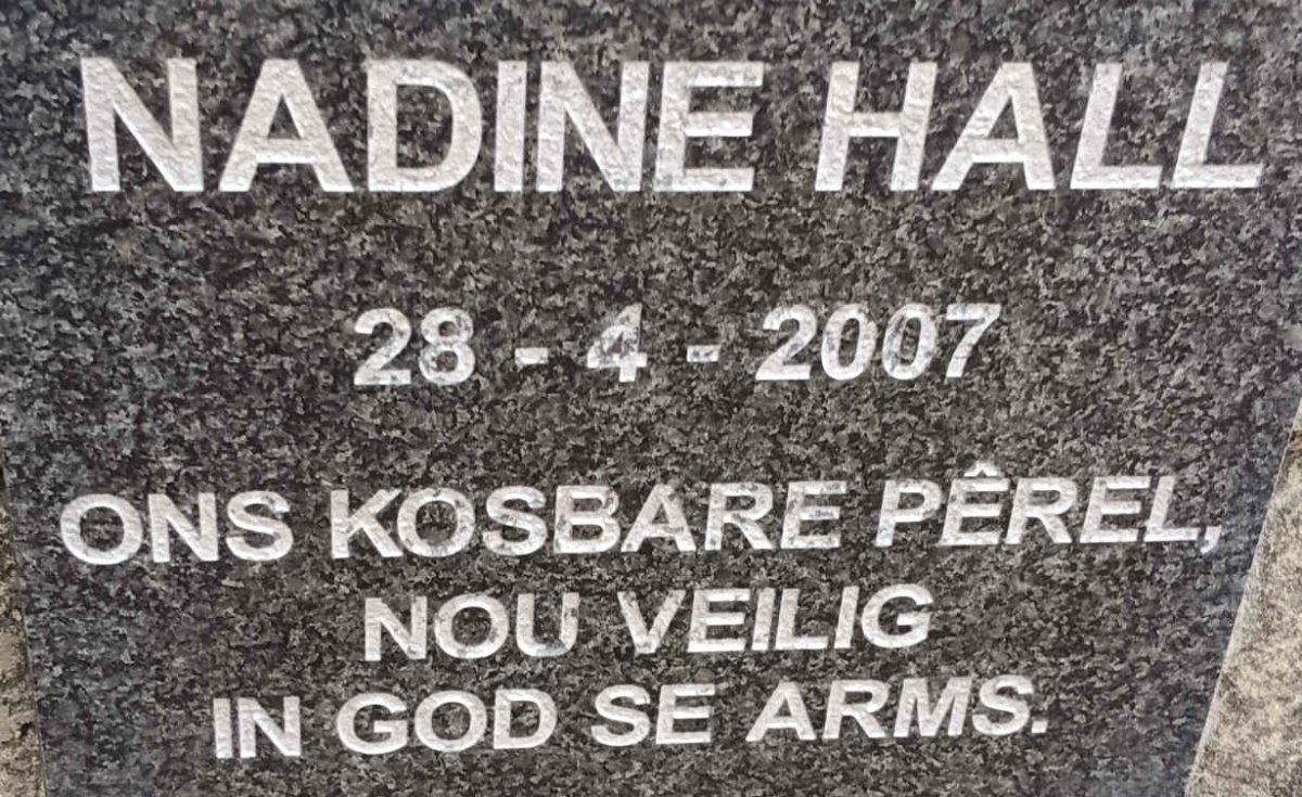 HALL Nadine  -2007