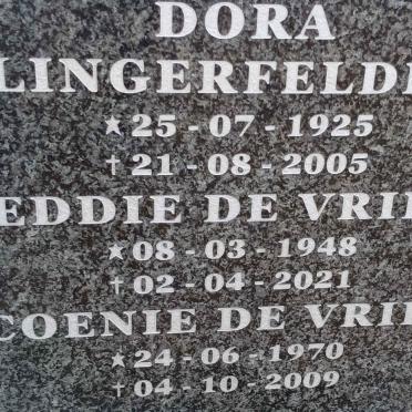 LINGERFELDER Dora 1925-2005 :: VRIES Eddie, de 1948-2021 :: VRIES Coenie de, 1970-2009