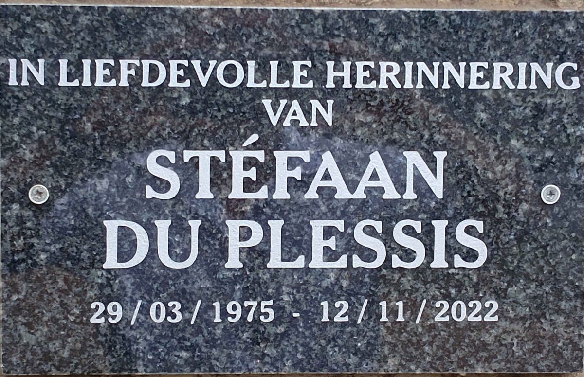 PLESSIS Stefaan, du 1975-2022