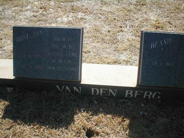 BERG Jan, van den 1919-1990 &amp; Bessie 1921-