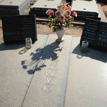 WYK Dennys, van 19??-1982 &amp; Martha Magdalena 1925-1993
