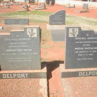 DELPORT Adriaan Izak Willem &amp; 1881-1954 Martha Magdalena MARITZ 1892-19?3