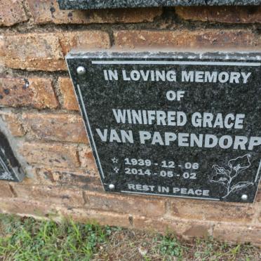 PAPENDORP Winifred Grace, van 1939-2014