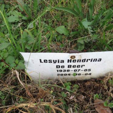BEER Lesyia Hendrina, de 1938-2004