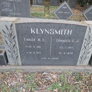 KLYNSMITH Ernst H.L. 1911-1971 &amp; Frances C.J. 1914-1976