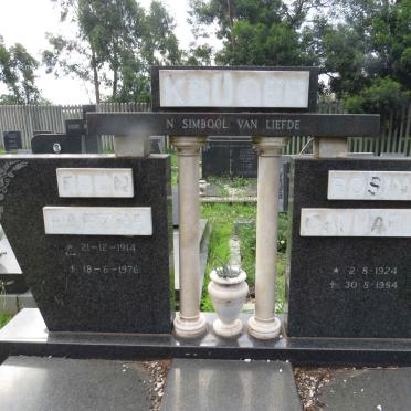 KRUGER Eben Haezer 1914-1976 &amp; Rosina Catharina 1924-1984
