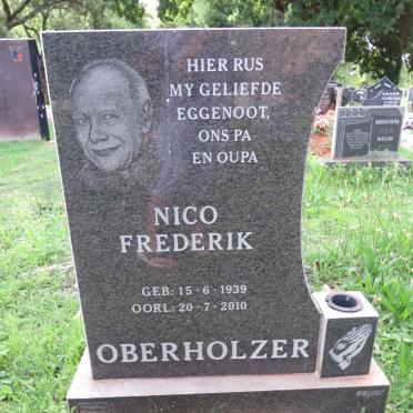 OBERHOLZER Nico Frederik 1939-2010