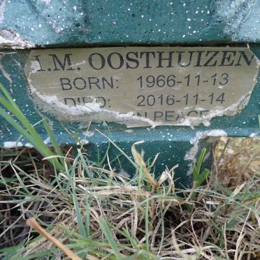 OOSTHUIZEN I.M. 1966-2016