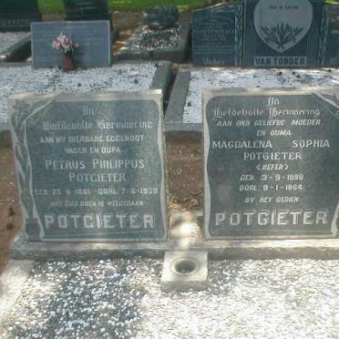 POTGIETER Petrus Philippus 1881-1959 &amp; Magdalena Sophia HEFER  1898-1964