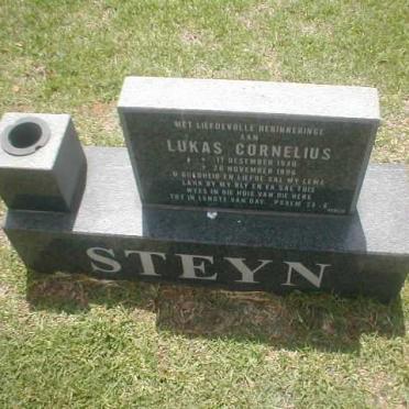 STEYN Lukas Cornelius 1940-1996