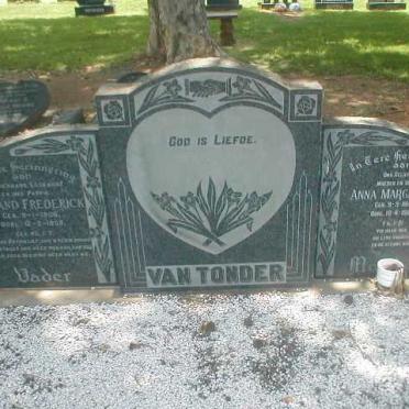 TONDER Wynand Frederick, van 1906-1959 &amp; Anna Margaretha 1900-1997