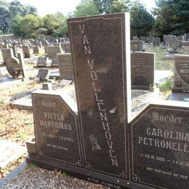 VOLLENHOVEN Pieter Marthinus, van 1903-1975 &amp; Carolina Petronella 1909-1972