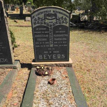 BEYERS Christiaan Fredrik 1860-1931 &amp; Margaretha Magdalena 1872-1960
